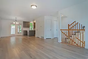 9485 S Fairway View Dr, Sandy, UT 84070 - Photo 7