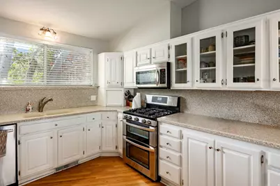 3331 E Larchmont Dr S, Salt Lake City, UT 84109 - Photo 7
