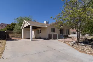 1108 E Holyoak Ln, Moab, UT 84532 - Photo 3