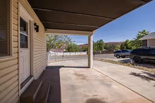 1108 E Holyoak Ln, Moab, UT 84532 - Photo 23