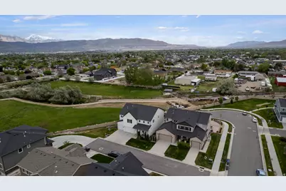 1581 W Brushline Ln, South Jordan, UT 84095 - Photo 31