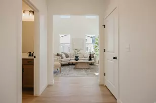 944 W Columbia Ct, Riverdale, UT 84405 - Photo 29