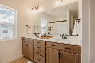 944 W Columbia Ct, Riverdale, UT 84405 - Photo 37