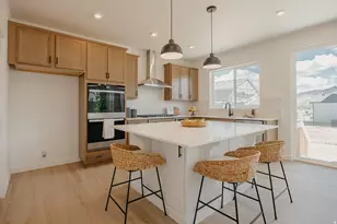 944 W Columbia Ct, Riverdale, UT 84405 - Photo 7