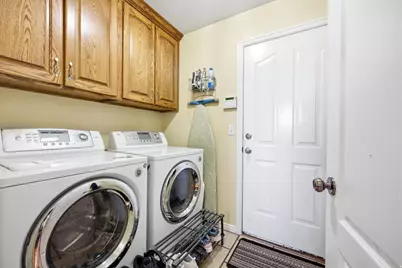 776 S Flint St W, Layton, UT 84041 - Photo 23