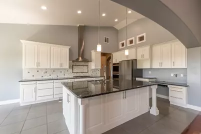 1174 S Deer Ridge Rd E, Fruit Heights, UT 84037 - Photo 9