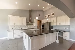 1174 S Deer Ridge Rd E, Fruit Heights, UT 84037 - Photo 9