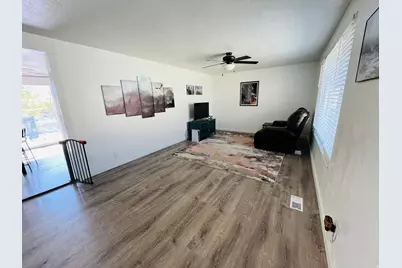 988 N Smith Dr, Price, UT 84501 - Photo 3