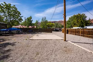 186 W Center St, Moab, UT 84532 - Photo 11