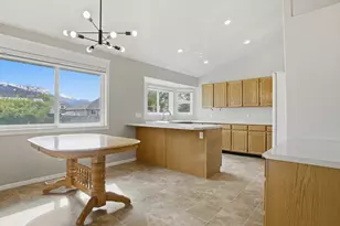 2290 N 1060 E, Lehi, UT 84043 - Photo 5