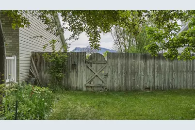 2290 N 1060 E, Lehi, UT 84043 - Photo 35