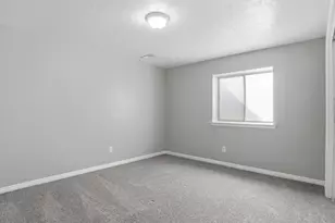 2290 N 1060 E, Lehi, UT 84043 - Photo 13