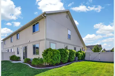 721 S 240 W, American Fork, UT 84003 - Photo 9