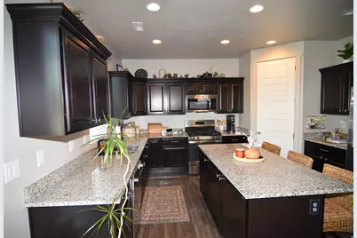 721 S 240 W, American Fork, UT 84003 - Photo 9