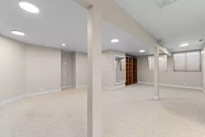 888 N 250 W, Bountiful, UT 84010 - Photo 23