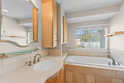 888 N 250 W, Bountiful, UT 84010 - Photo 13