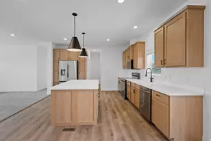 4175 E Mountain Vw Dr, Kanab, UT 84741 - Photo 11