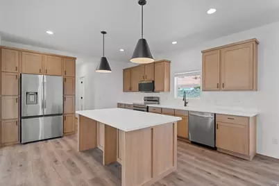 4175 E Mountain View Dr, Kanab, UT 84741 - Photo 5