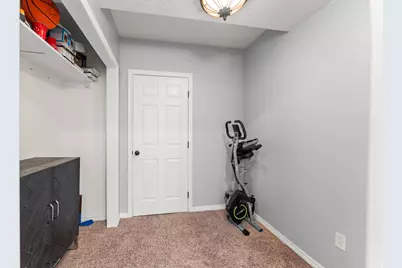 5426 S 4175 W, Roy, UT 84067 - Photo 11
