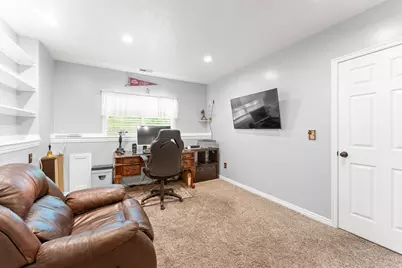 5426 S 4175 W, Roy, UT 84067 - Photo 9