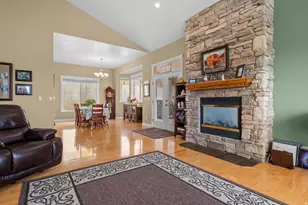 708 N Eagleridge Dr E, Bountiful, UT 84010 - Photo 7
