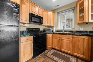 708 N Eagleridge Dr E, Bountiful, UT 84010 - Photo 33
