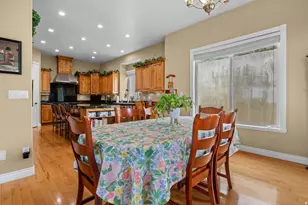 708 N Eagleridge Dr E, Bountiful, UT 84010 - Photo 9