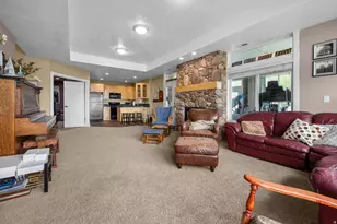708 N Eagleridge Dr E, Bountiful, UT 84010 - Photo 25