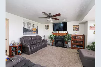 1833 N 350 E, Centerville, UT 84014 - Photo 17