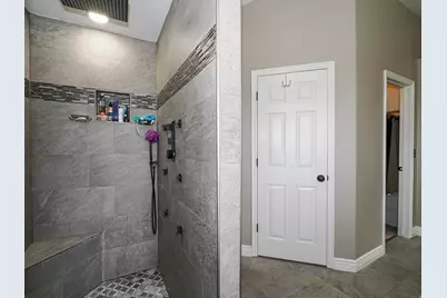 1833 N 350 E, Centerville, UT 84014 - Photo 35