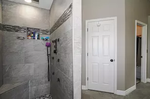 1833 N 350 E, Centerville, UT 84014 - Photo 35