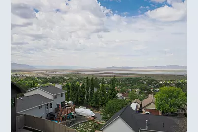 1833 N 350 E, Centerville, UT 84014 - Photo 7