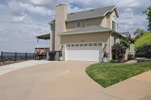 1833 N 350 E, Centerville, UT 84014 - Photo 57