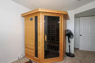 1833 N 350 E, Centerville, UT 84014 - Photo 53