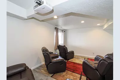 1833 N 350 E, Centerville, UT 84014 - Photo 47
