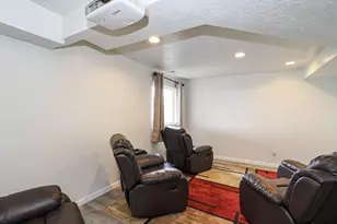 1833 N 350 E, Centerville, UT 84014 - Photo 47