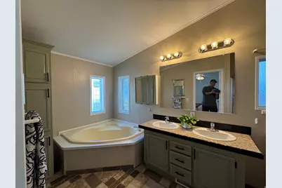 4451 S Pan American Dr, Murray, UT 84107 - Photo 11
