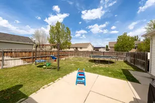 2047 E Weeping Willow Way N, Eagle Mountain, UT 84005 - Photo 23