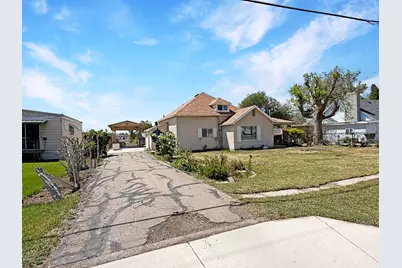 156 E Center, Huntington, UT 84528 - Photo 1