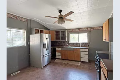 156 E Center, Huntington, UT 84528 - Photo 5