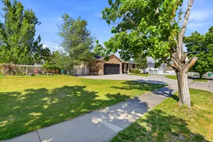 2840 W Country Classic Dr S, Bluffdale, UT 84065 - Photo 5