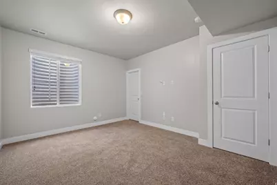 4908 W Crosswater Rd, South Jordan, UT 84009 - Photo 29