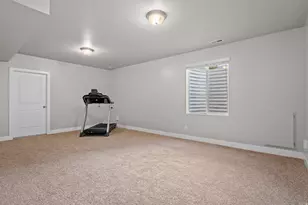 4908 W Crosswater Rd, South Jordan, UT 84009 - Photo 23
