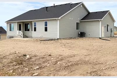 936 E 410 N #183, Hyde Park, UT 84318 - Photo 25