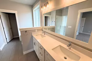 936 E 410 N, Hyde Park, UT 84318 - Photo 15