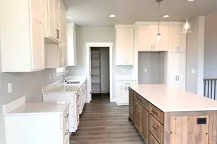 936 E 410 N, Hyde Park, UT 84318 - Photo 9