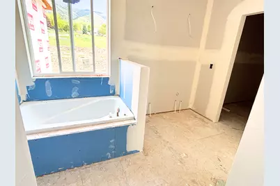 936 E 410 N #183, Hyde Park, UT 84318 - Photo 11