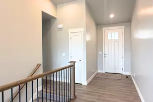 936 E 410 N, Hyde Park, UT 84318 - Photo 5
