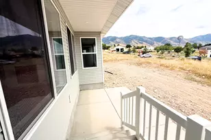 936 E 410 N, Hyde Park, UT 84318 - Photo 23