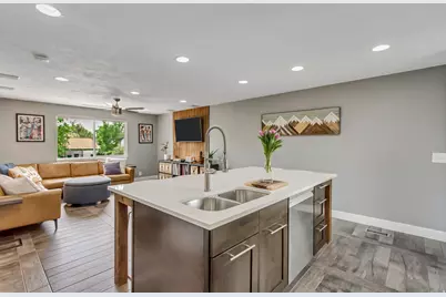 785 E Lafayette St, Sandy, UT 84094 - Photo 9